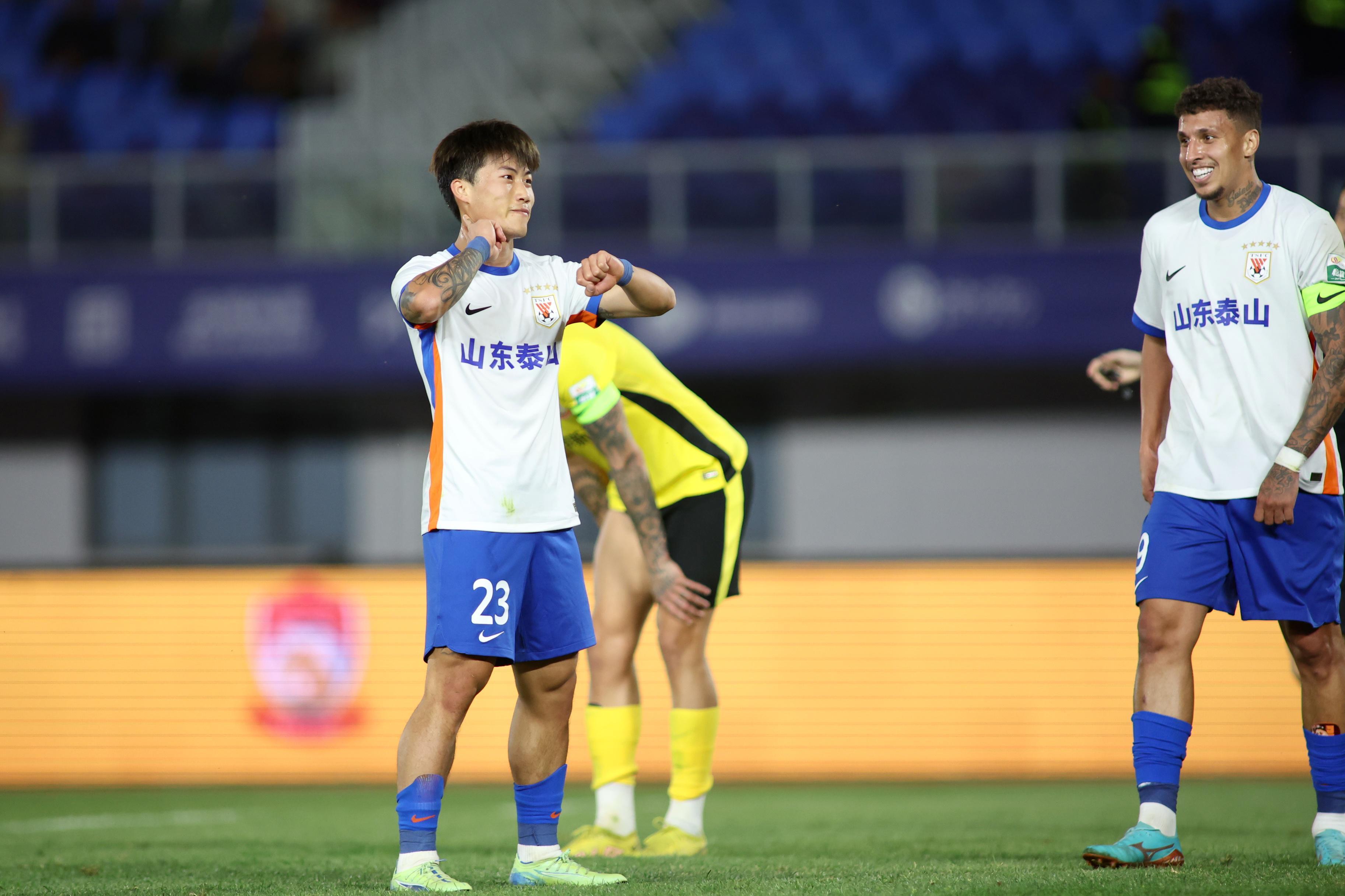 欧冠比赛时间-意外吗？鲁能7号球衣迎来新主人，24岁国脚成为新赛季绝对主力！